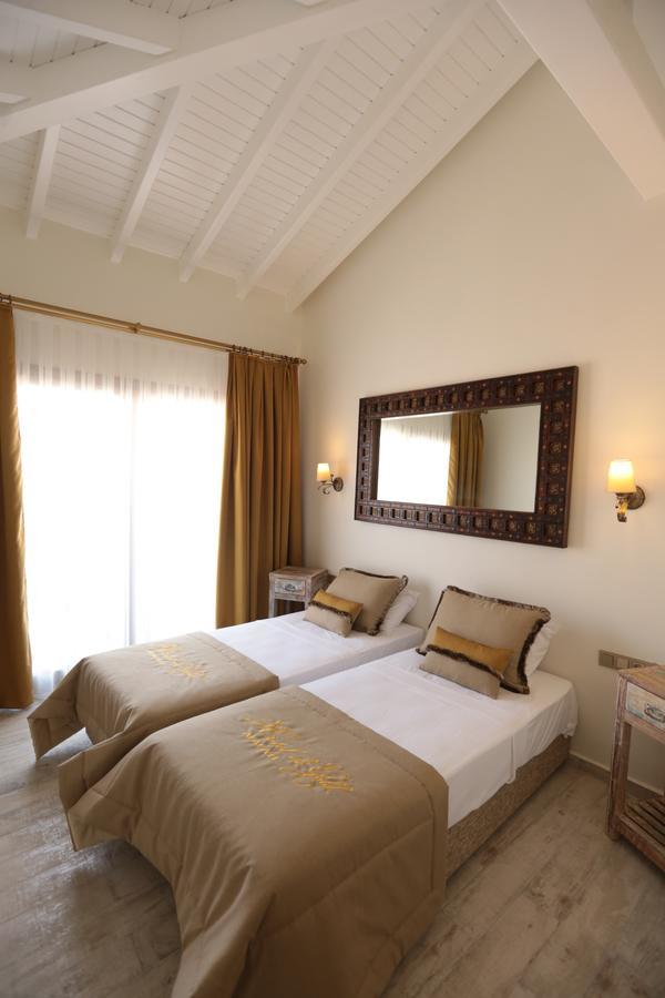 Hotel De Gold Alacati (Adults Only) Exterior photo