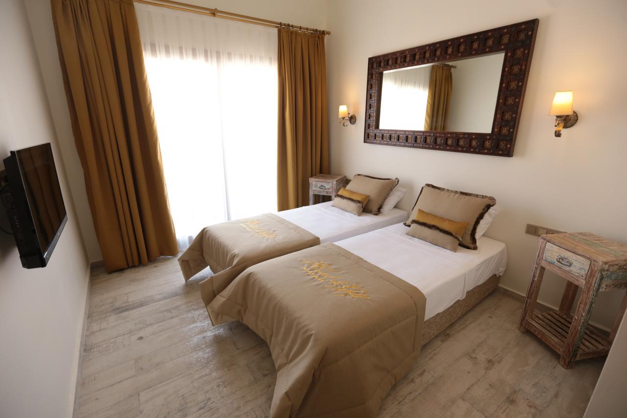 Hotel De Gold Alacati (Adults Only) Exterior photo