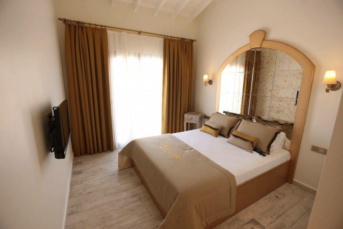 Hotel De Gold Alacati (Adults Only) Exterior photo